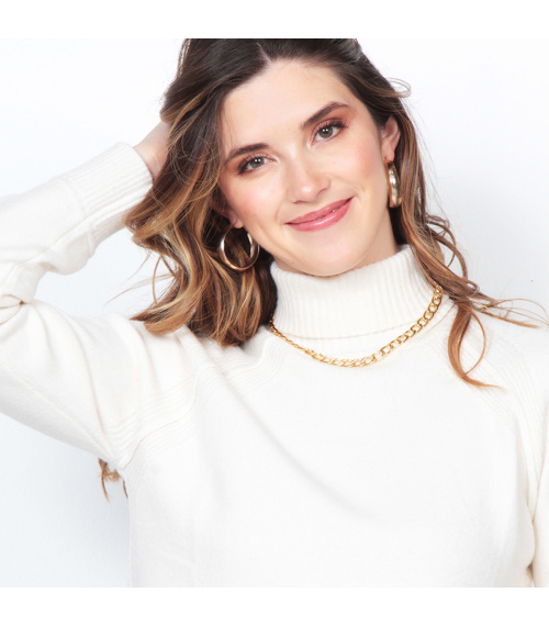 SWEATER MANGA LARGA SOLIDO CON CUELLO ALTO
