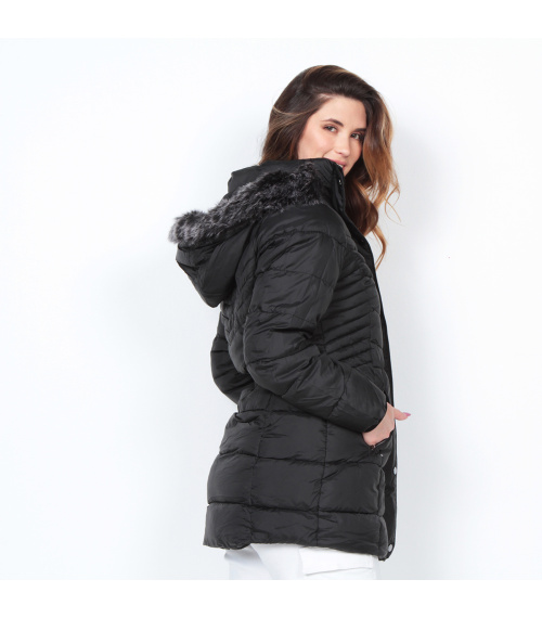 PARKA MANGA LARGA CON PIEL EN CAPUCHA Y BOLSILLOS CON CIERRE