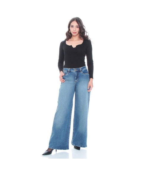 JEANS WIDE LEG TIRO ALTO PUSH UP PRETINA 1 BOTON