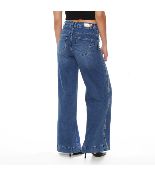 JEANS WIDE LEG TIRO ALTO PRETINA BASICA 1 BOTON APLICACION STRASS