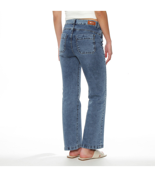 JEANS RECTO TIRO ALTO PRETINA BASICA 1 BOTON APLICACION BORDADO