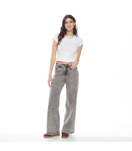 JEANS CON BORDADO WIDE LEG TIRO ALTO PRETINA BASICA 1 BOTON