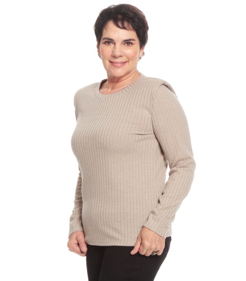 POLERA MANGA LARGA SOLIDA ESCOTE REDONDO CON HOMBRERAS