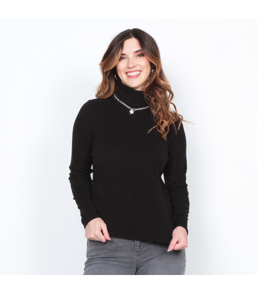 POLERA MANGA LARGA SOLIDA CON CUELLO ALTO