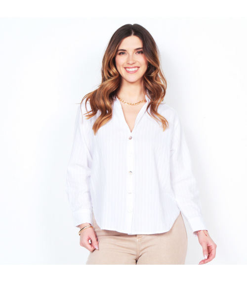 BLUSA MANGA LARGA LISTADA ABOTONADA EN DELANTERO ESCOTE V