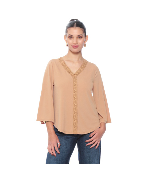 BLUSA MANGA 3/4 SOLIDO ESCOTE V CON APLICACION