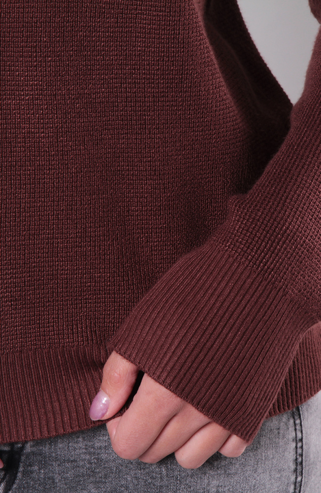 SWEATER MANGA LARGA ESCOTE V