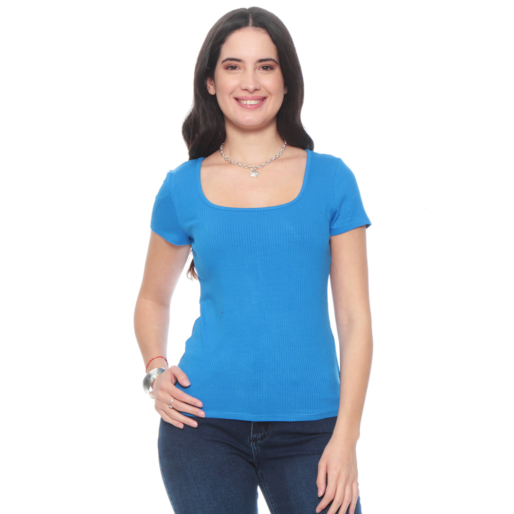 POLERA MANGA CORTA SOLIDA ESCOTE CUADRADO