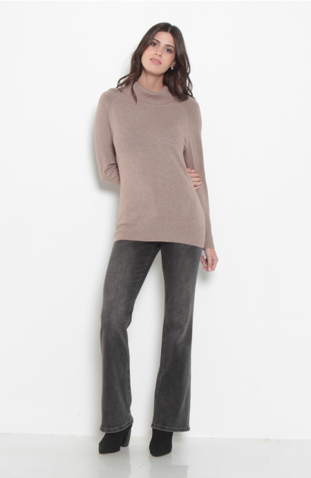 SWEATER MANGA LARGA CUELLO ALTO