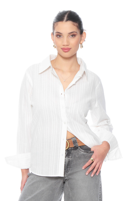 Blusa Brodery Manga Larga Abotonada En Delantero
