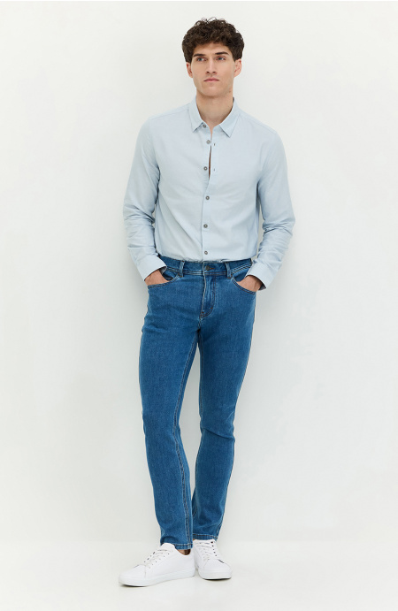 Jeans Hombre Slim Tiro Alto Pretina Basica 1 Boton