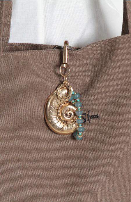 CHARM CARACOL