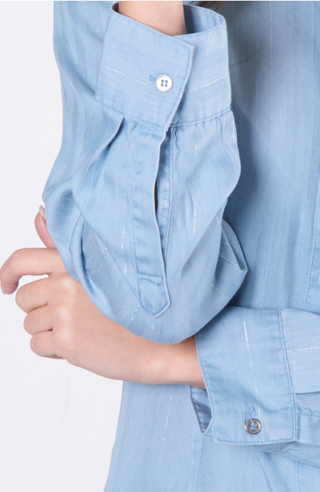 BLUSA TENCEL LISTADO LUREX MANGA LARGA ABOTONADA EN DELANTERO