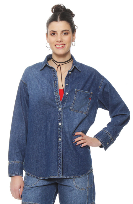 Blusa Denim Manga Larga Abotonada En Delantero  Con Bolsillo