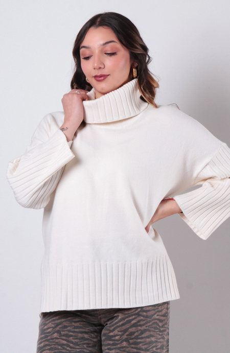 Sweater Manga Larga Cuello Alto