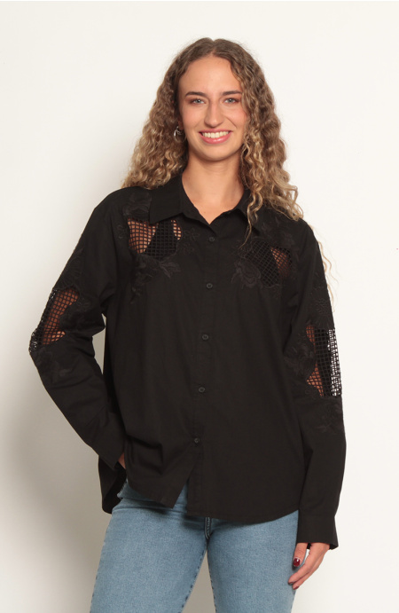 Blusa Manga Larga Con Aplicacion De Encaje Abotonada En Delantero