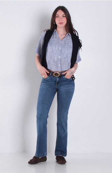 Jeans Recto Tiro Bajo Pretina Basica 1 Boton
