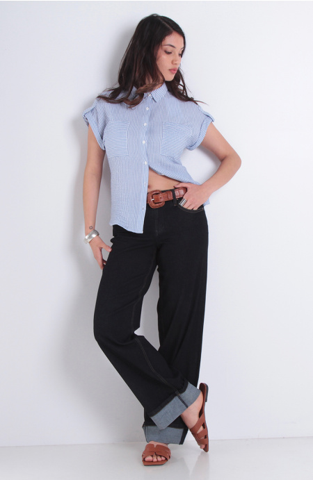 Blusa Manga Corta Listada Abotonada Con Bolsilla