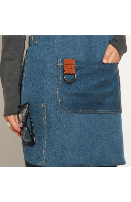 PECHERA DENIM CON DISEÑO EN LASER