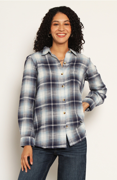 Blusa Escoces Manga Larga Abotonada En Delantero Y Bolsillo
