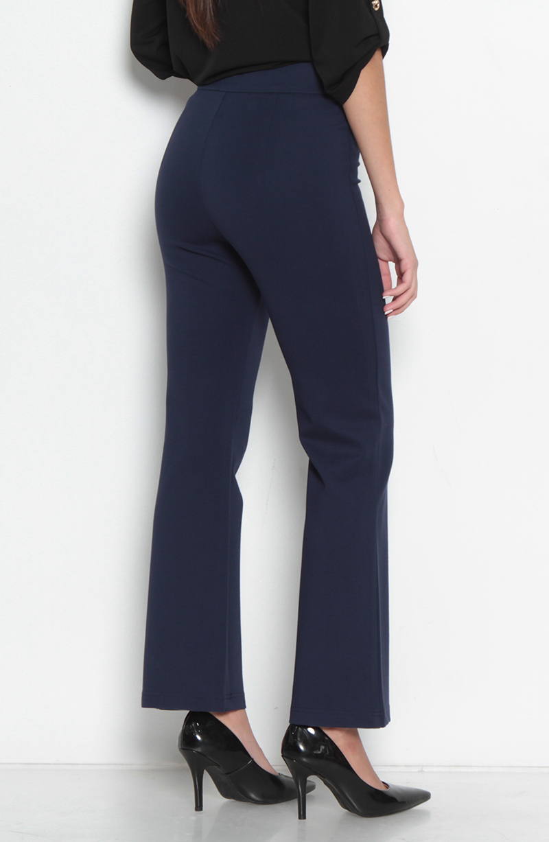 Ponte Recto Con Corte En Delantero Y Doble Broche hover