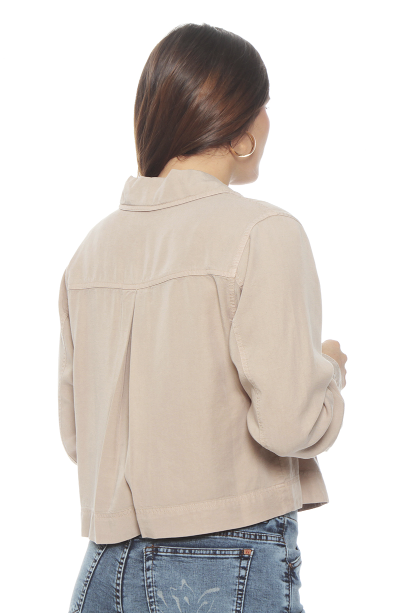 Chaqueta Manga Larga Lyocell Con Bolsillos Delantero hover