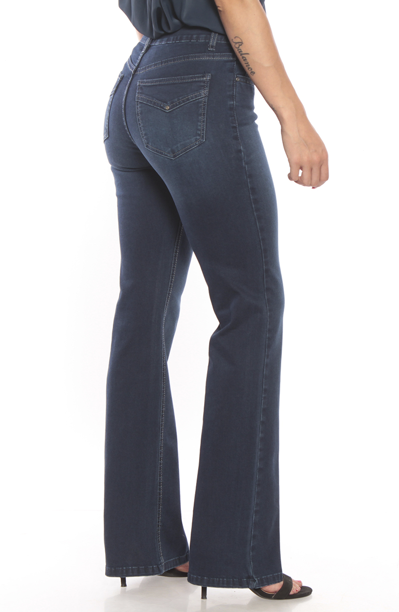 Jeans Recto Tiro Medio Pretina Basica Un Boton hover