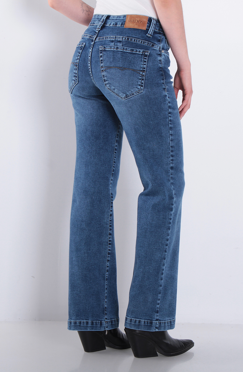 Jeans Tiro Alto Push In Push Up Pretina Basica Un Boton Pierna Recta hover