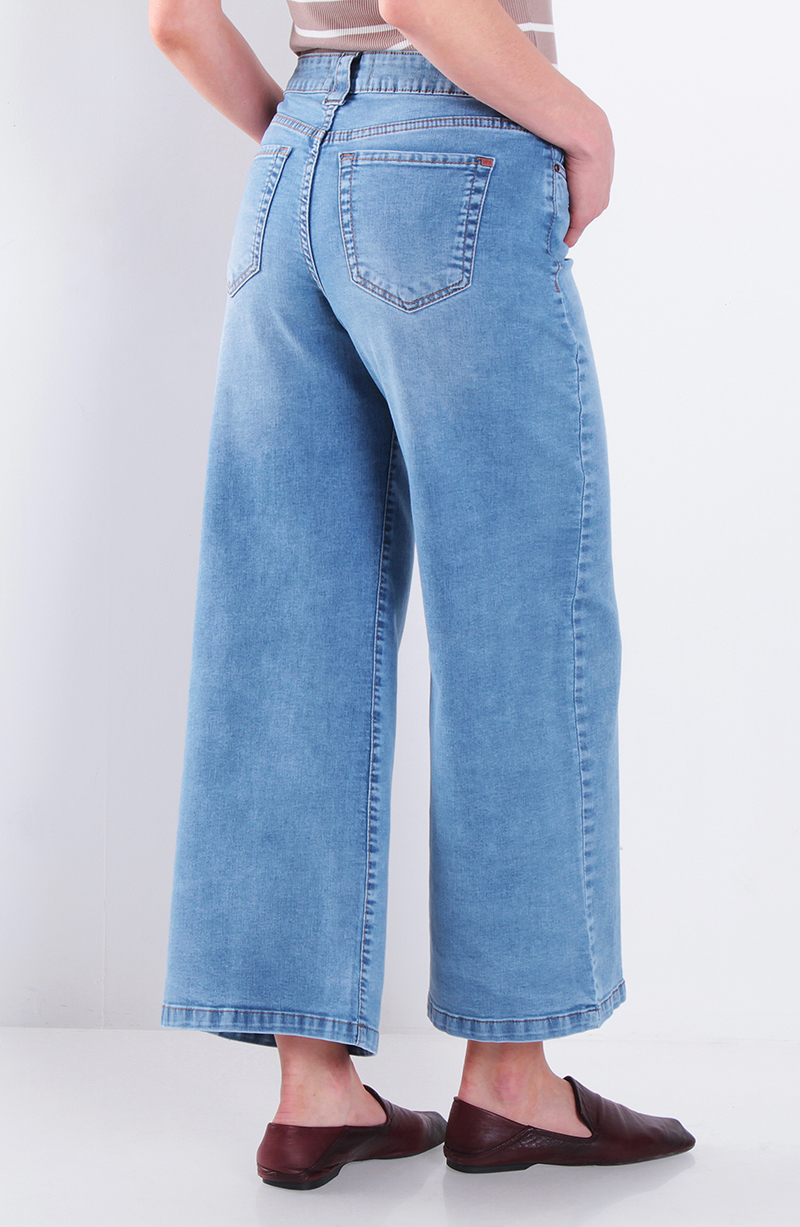 Jeans Cropped Wide Leg Tiro Alto Pretina Basica Un Boton hover