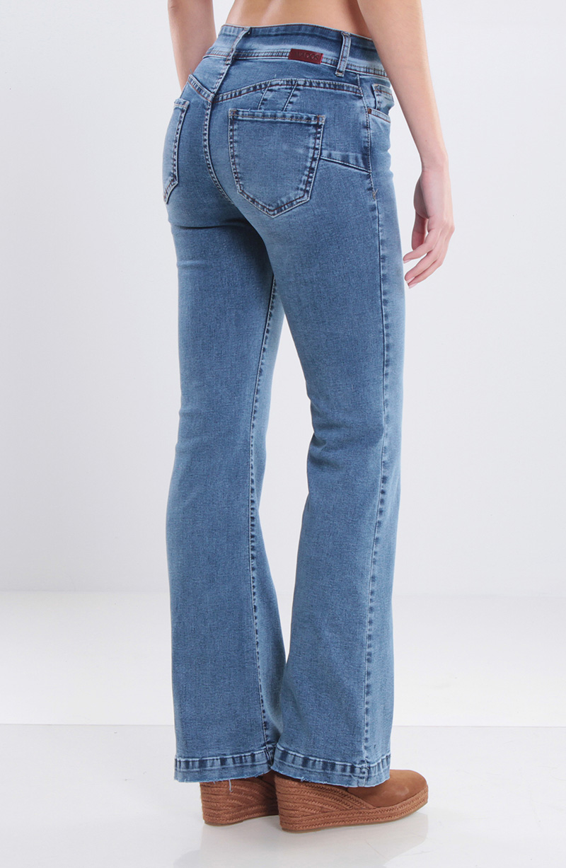 Jeans Flare Tiro Alto Push Up Pretina Media Dos Botones hover