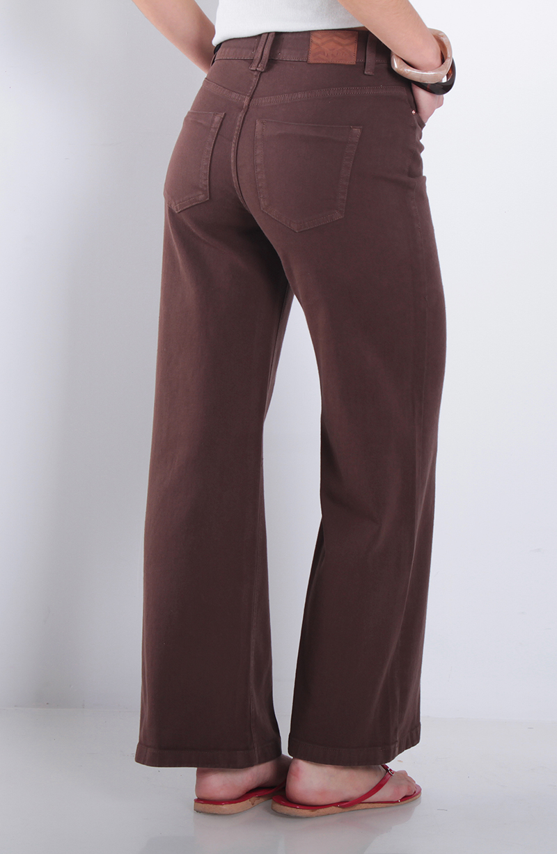 Jeans Wide Tiro Medio Pretina Basica Un Boton hover