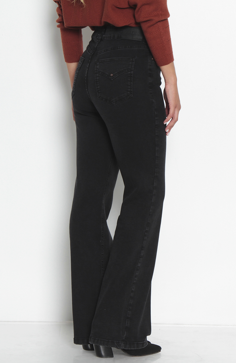 Jeans Tiro Alto Pretina Basica Un Boton Pierna Recta hover