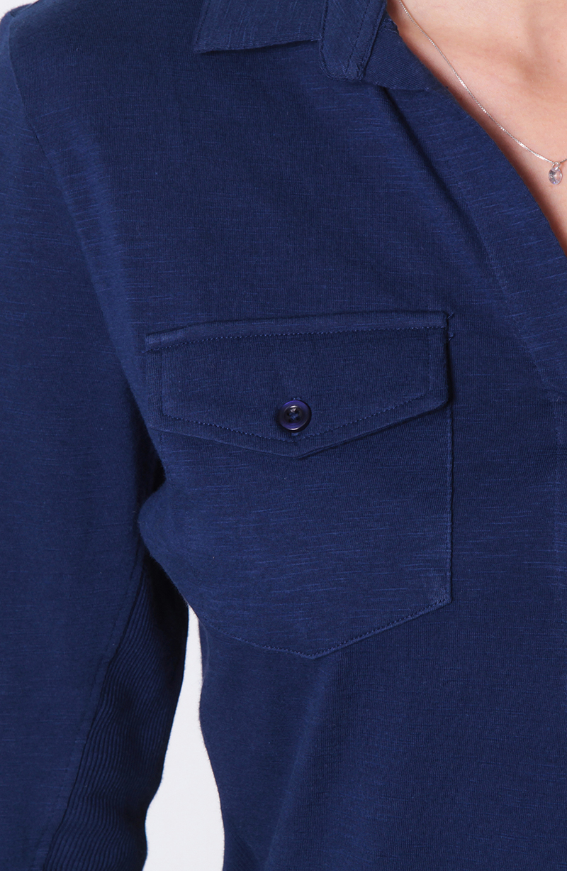 Blusa Manga 3/4 Abotonada En Delantero Con Rib En Costado hover
