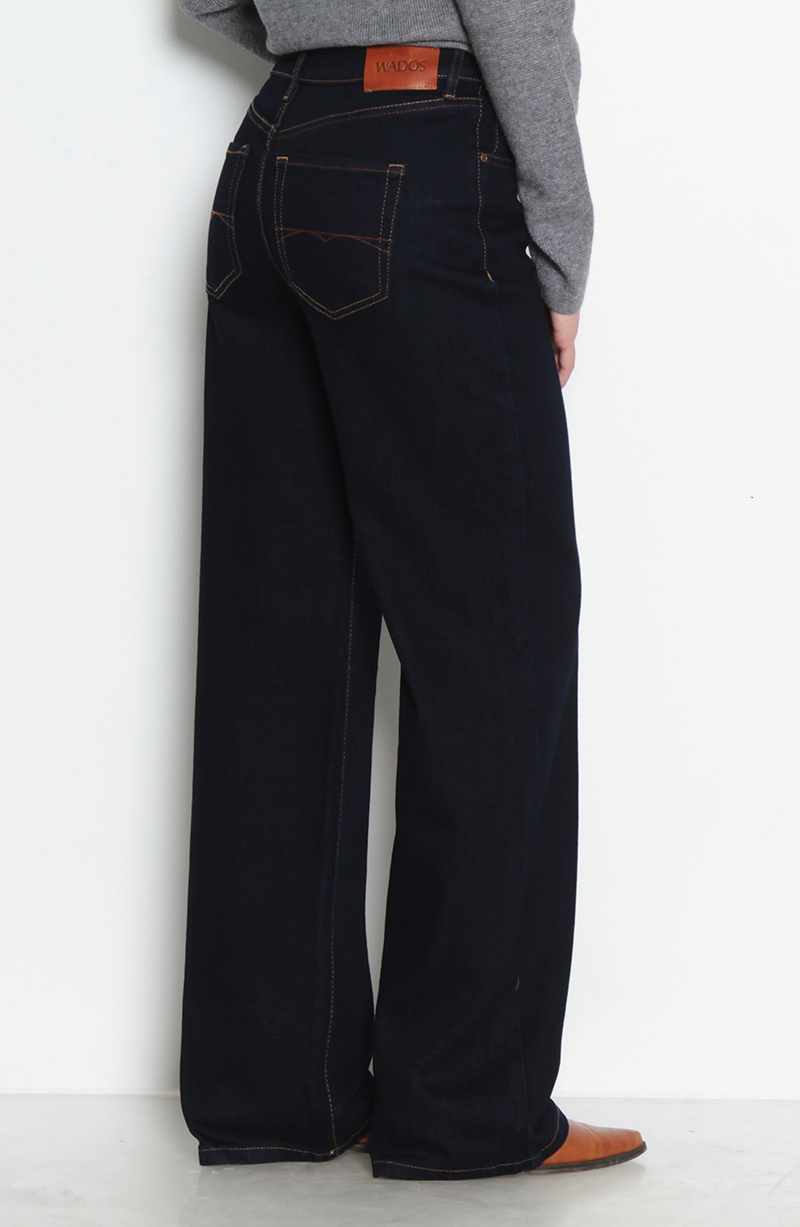 Jeans Wide Leg Tiro Alto  Pretina Basica 1 Boton hover