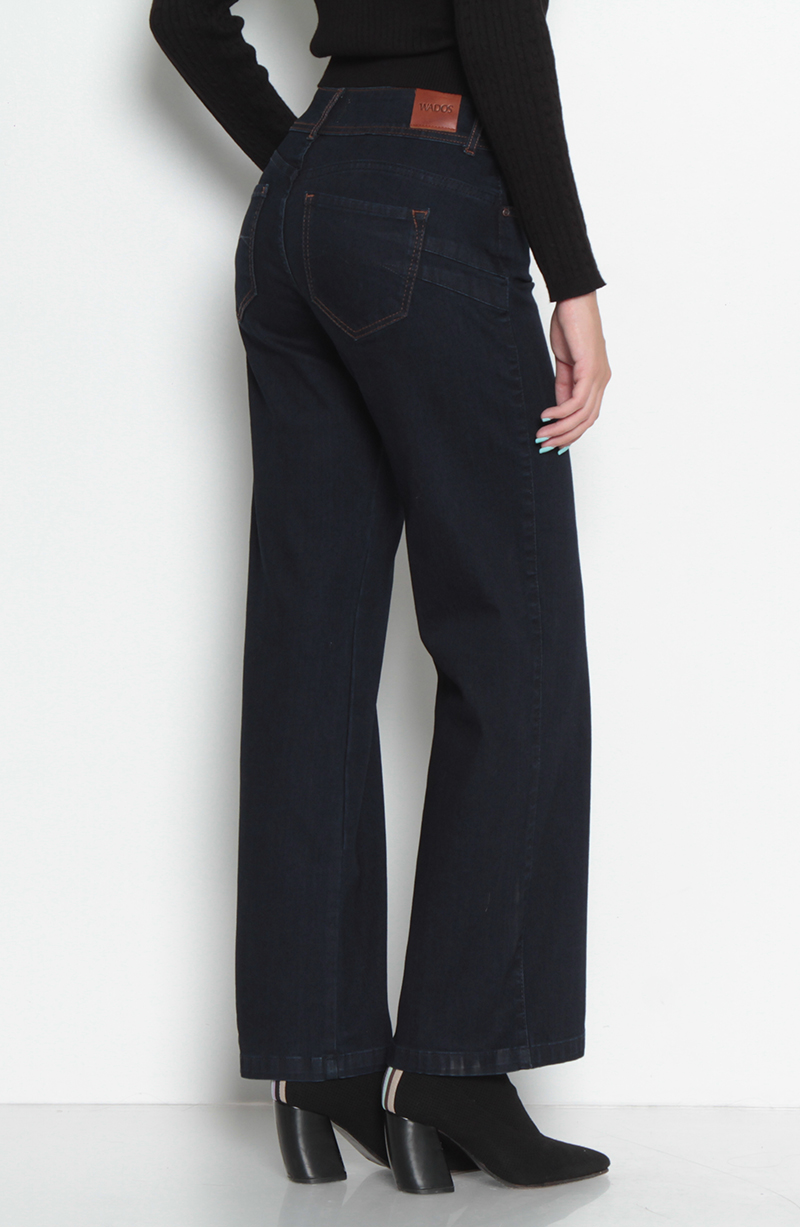 Jeans Push Up Recto Tiro Medio Pretina Dos Botones hover