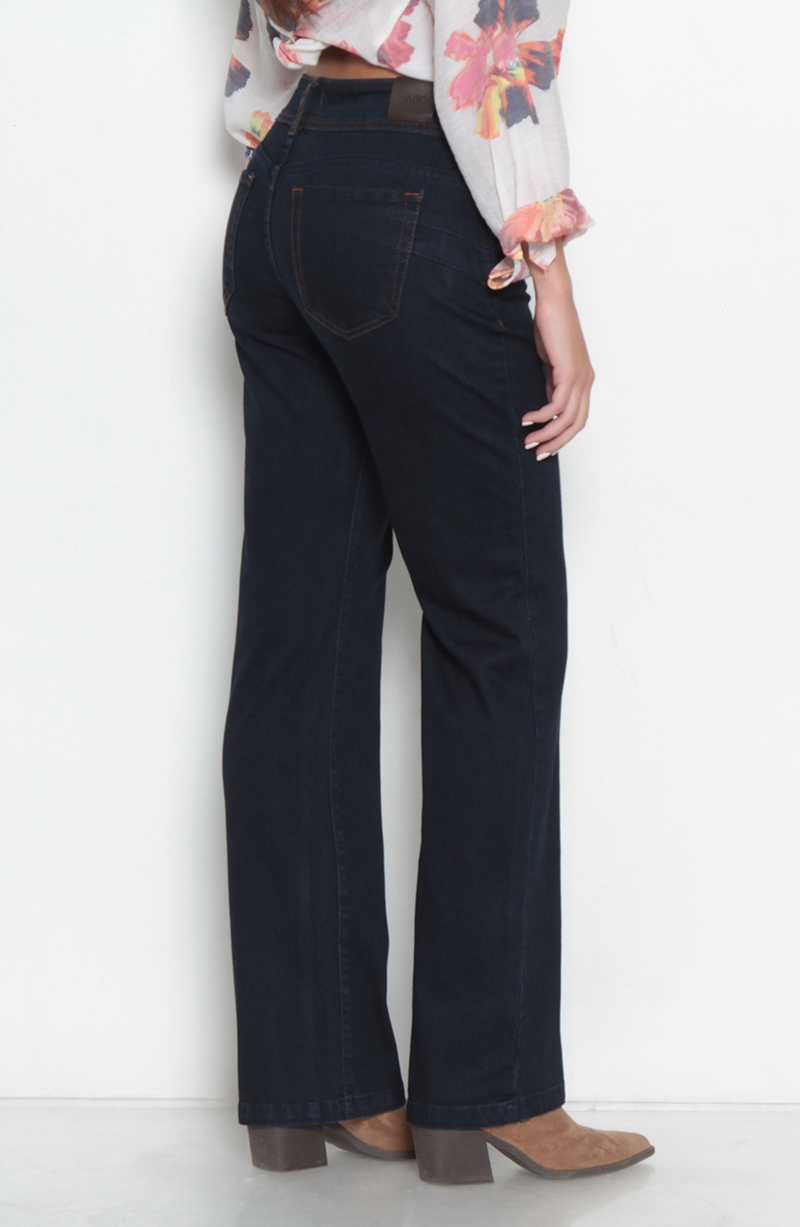 Jeans Recto Tiro Alto Push In Push Up Pretina Media 2 Botones hover