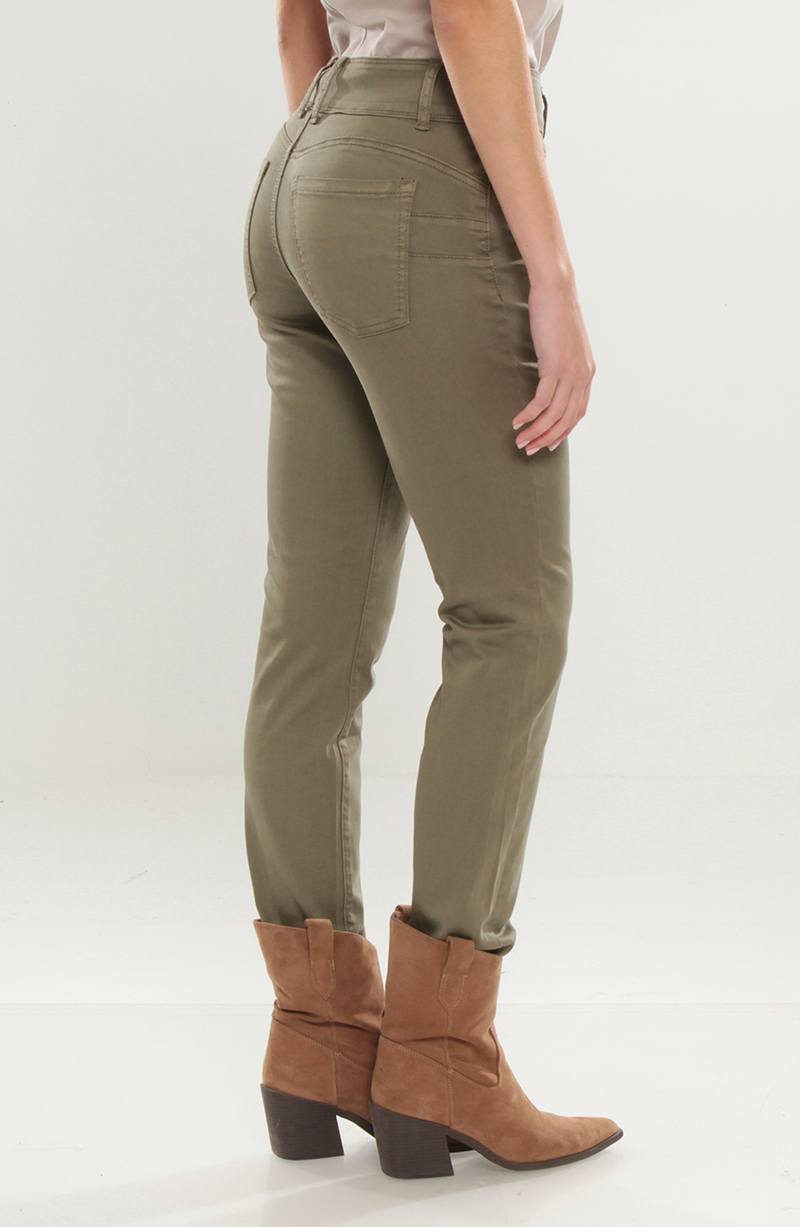 Pantalon Recto Tiro Alto Pretina 2 Botones Push Up hover