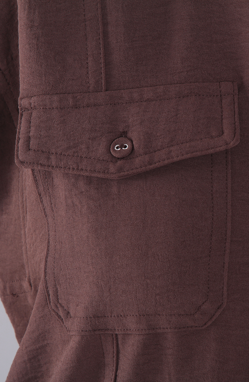 Blusa Manga Corta Abotonada En Delantero Con Bolsillos hover