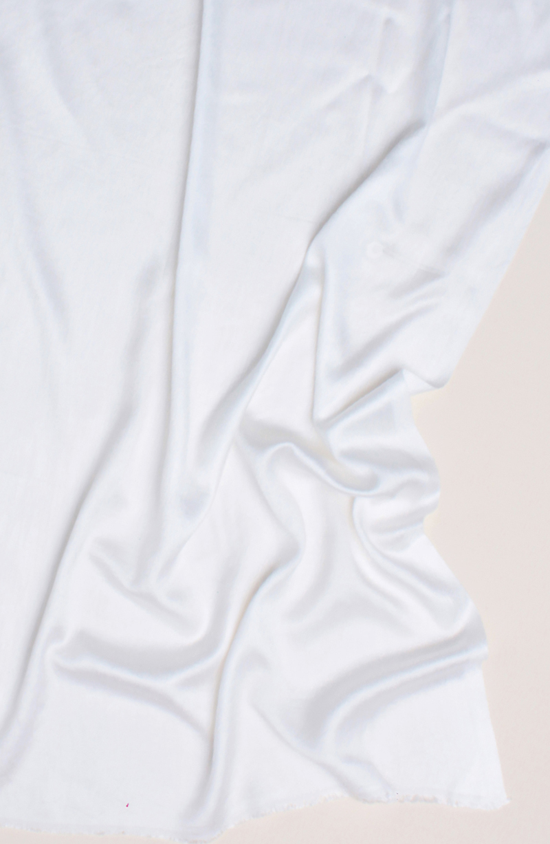 Pashmina Solida hover