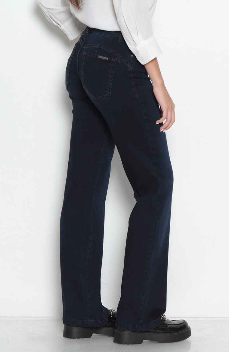 JEANS RECTO TIRO MEDIO PRETINA BASICA UN BOTON hover