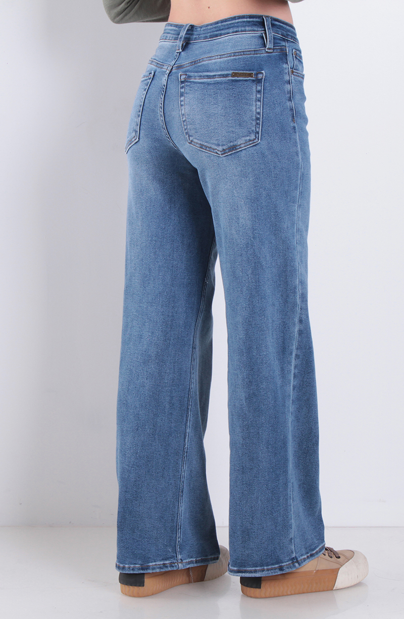 Jeans Wide Leg Tiro Alto Pretina Basica 1 Boton hover