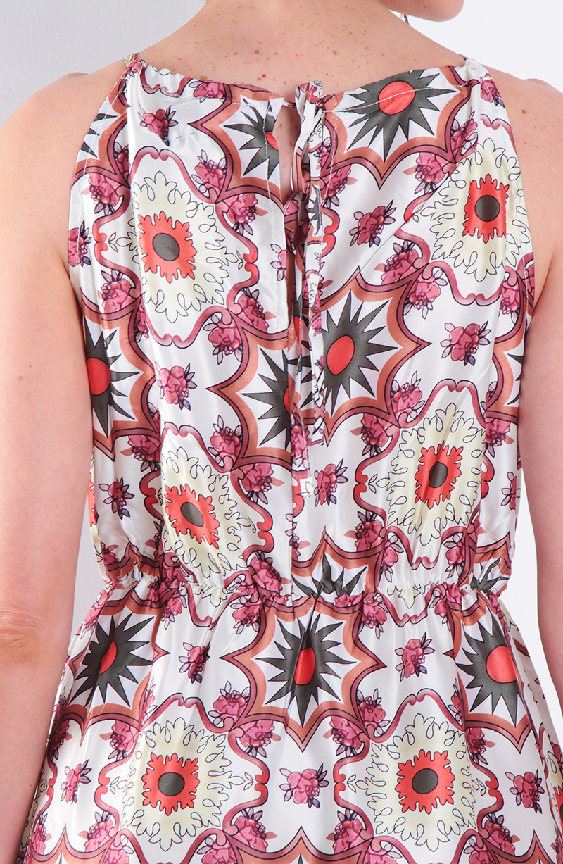Vestido Sin Manga Escote Halter hover