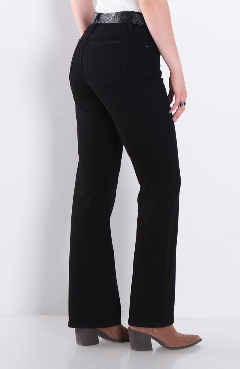Jeans Recto Tiro  Medio Pretina Basica 1 Boton Con Cinturon Corazon hover