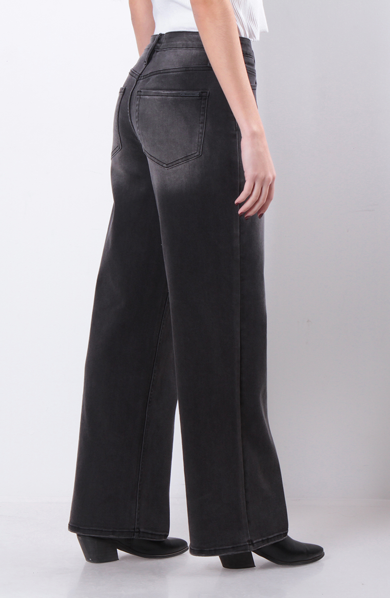 Jeans Wide Leg Tiro Alto Pretina  Basica 1 Boton hover