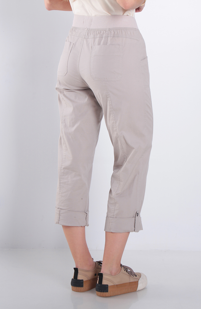 Pantalon Crop Recto Tiro Alto Pretina Elasticada Con Lazo En Cintura hover