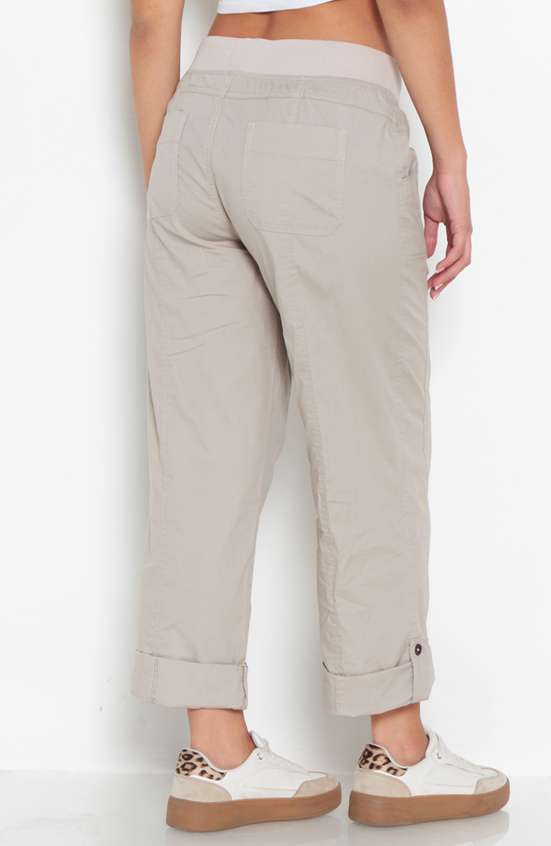 Pantalon Crop Recto Tiro Alto Pretina Elasticada Con Lazo En Cintura hover